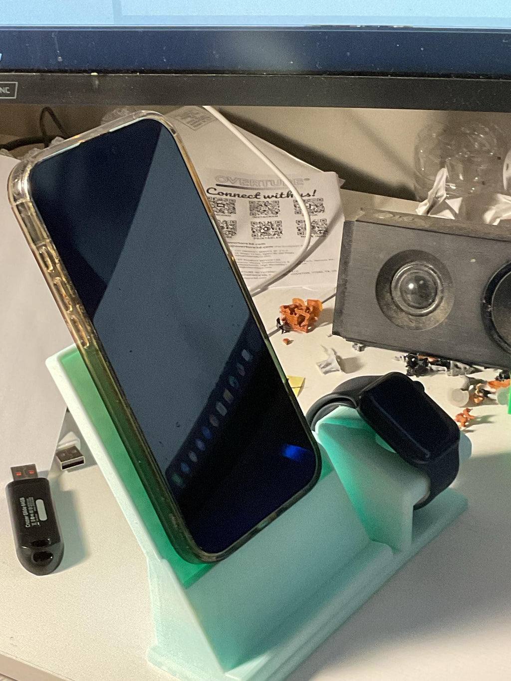 2-in-1 Phone & Smartwatch Stand | Desk Organizer Dock