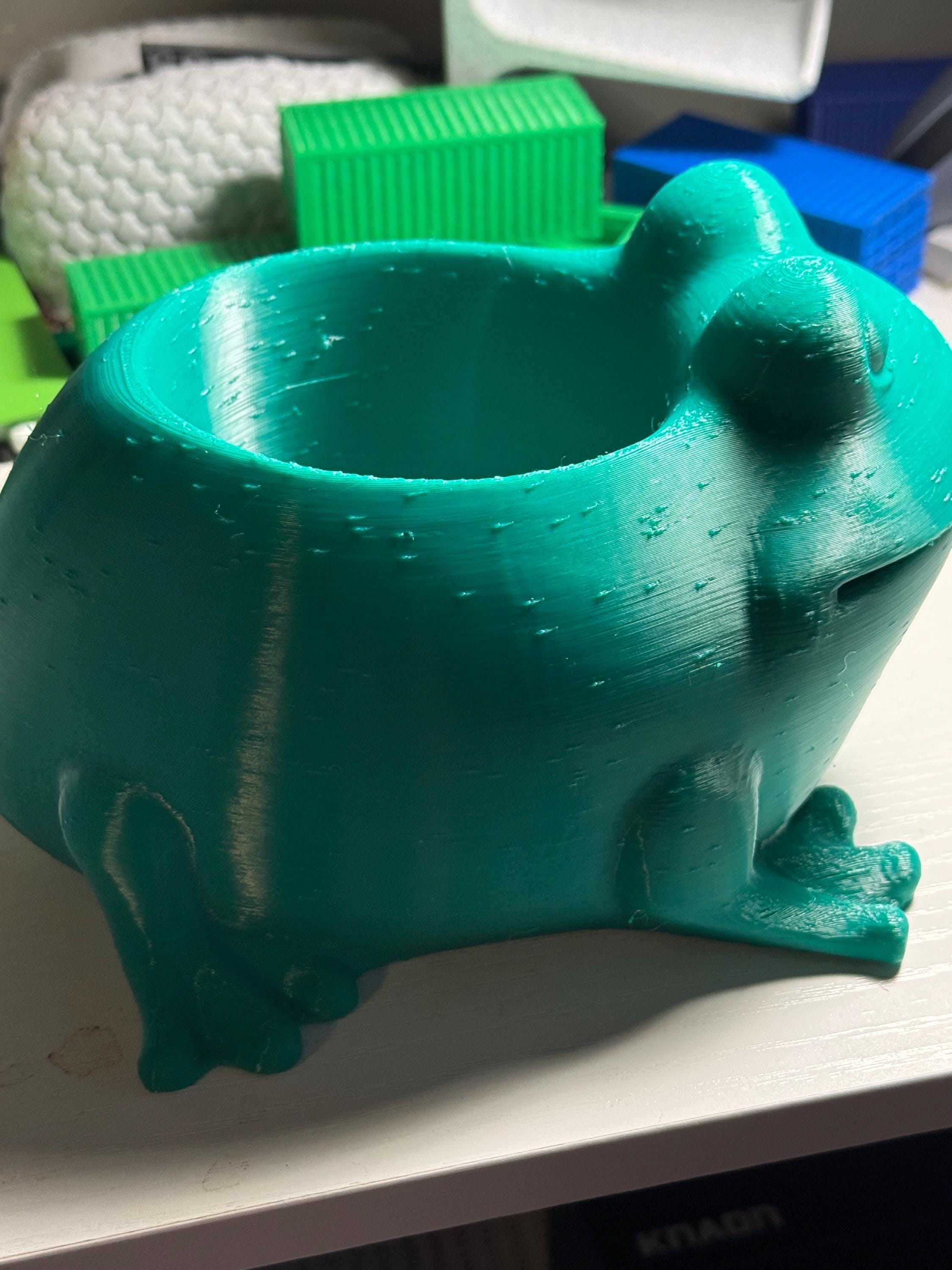 Cute Frog Planter | 3D Printed Frog Pot | Small Succulent Planter | Desk Plant Pot | Kawaii Frog Decor