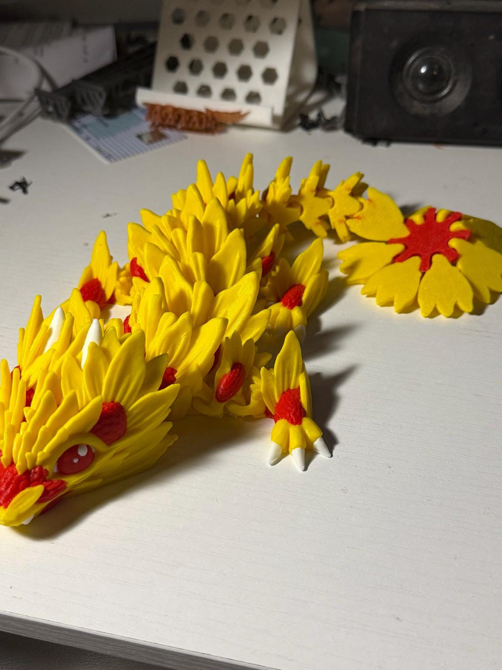 Sunflower Dragon Articulated 3D Print – Flexible Flower Dragon Toy – Yellow Dragon Desk Decor – Gift for Her – Spring Easter Dragon