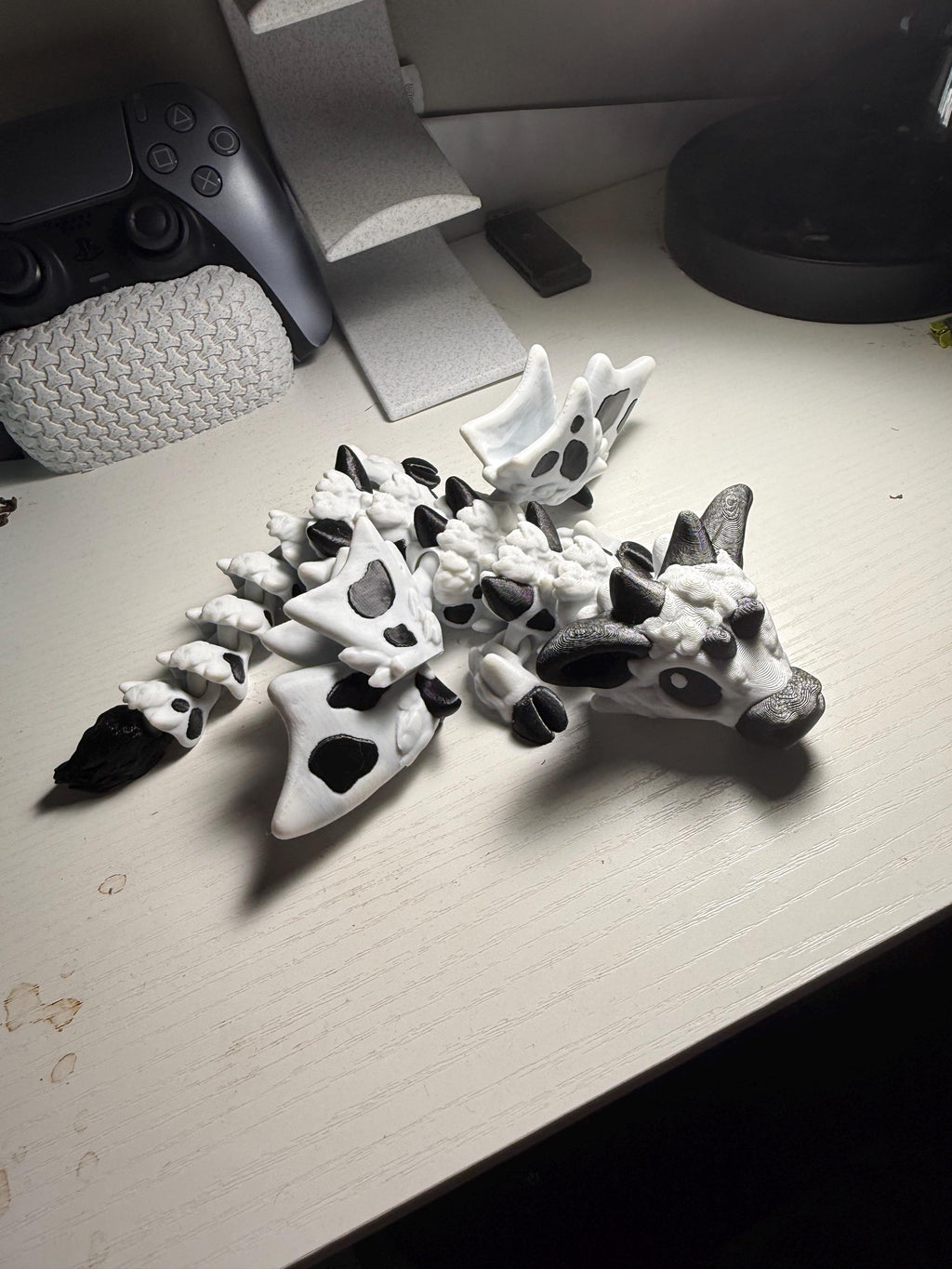 Articulated Cow Dragon – Flexi Farm Desk Toy, Fidget Figure