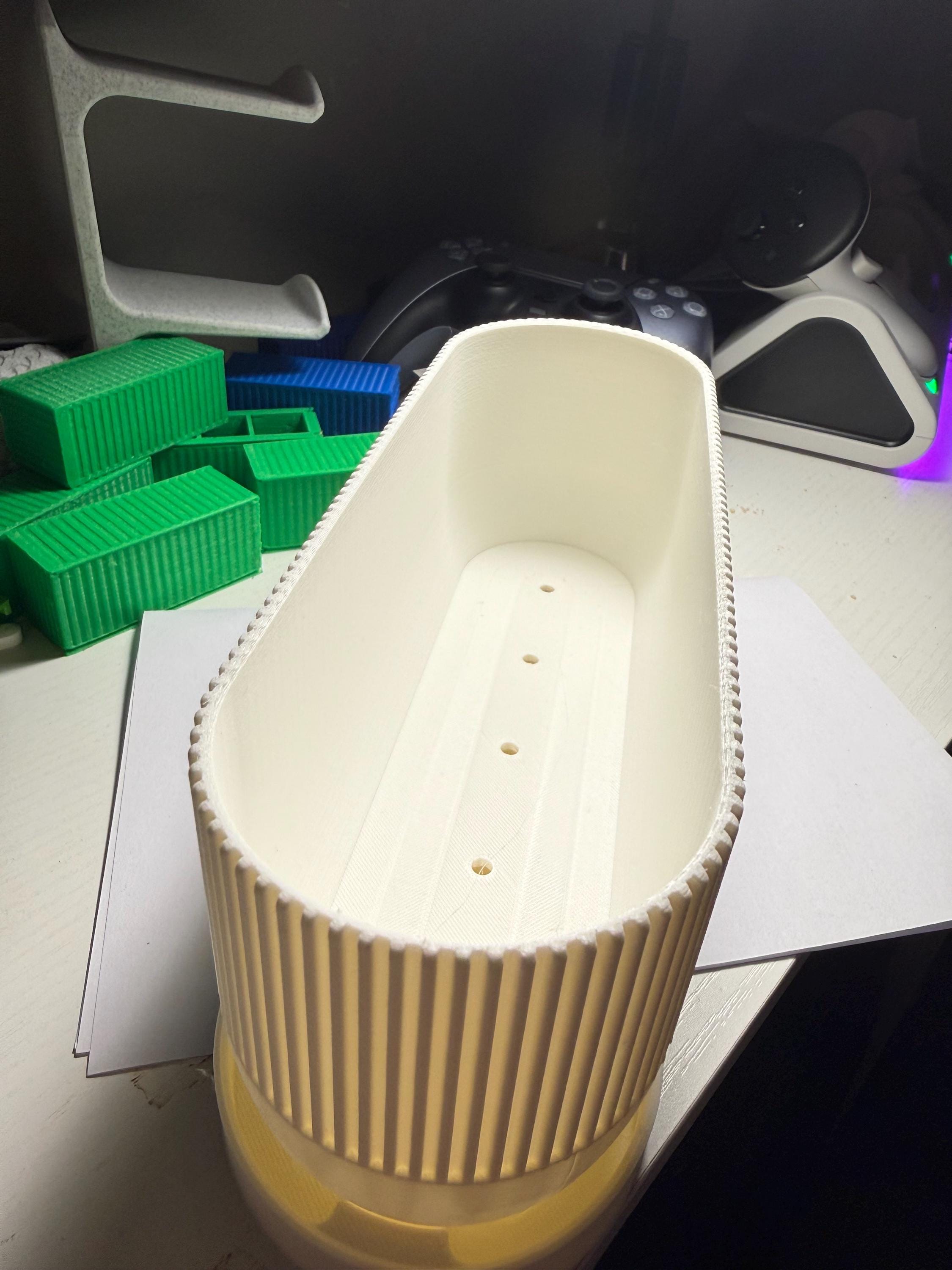 Modern Self-Draining Planter Pot | Minimalist Indoor Planter with Drain Tray | 3D Printed Herb Planter | Desk or Window Plant Pot