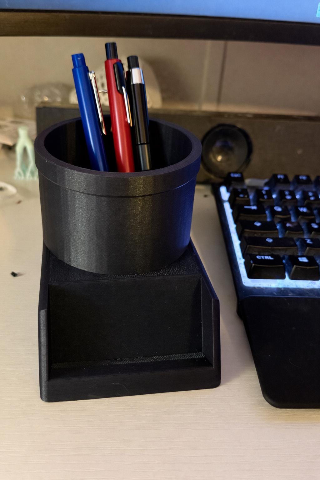 3D Printed Business Card Holder & Pen Stand – Modern Desk Organizer for Office, Reception, Salon