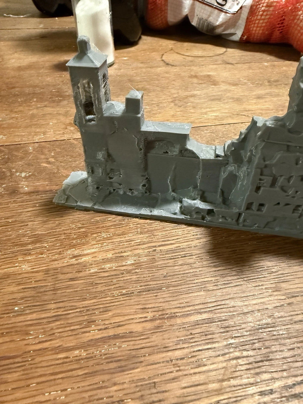 3D Printed Ruined Stone Wall Terrain — 32mm DnD & Wargame Miniature Scenery
