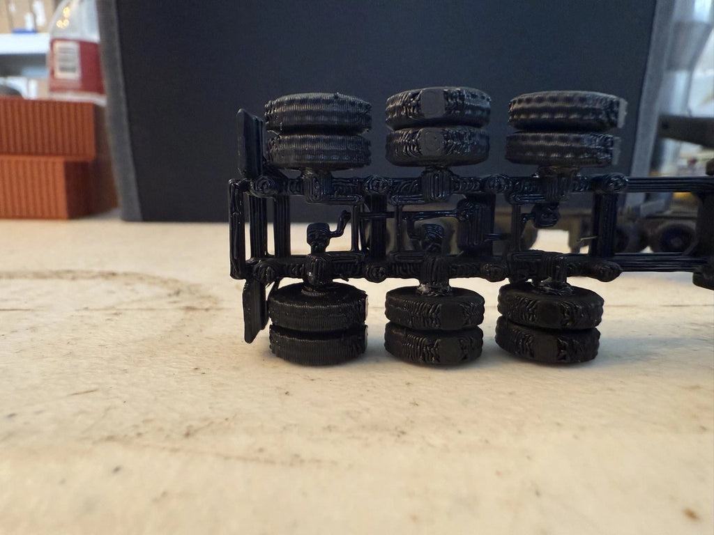 HO Scale 20ft Shipping Container Chassis — 3D Printed Model Railroad Accessory (4-Pack)