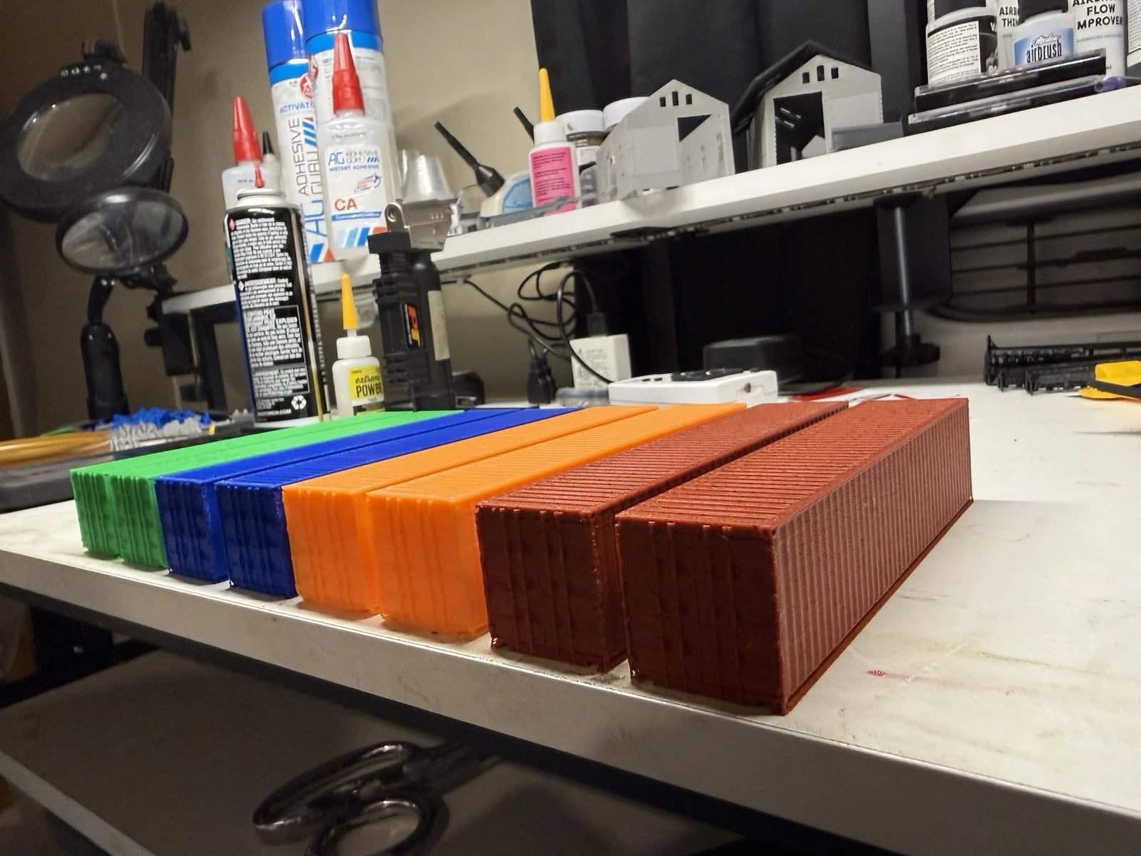 8 Ho Scale 40 ft  Shipping Containers