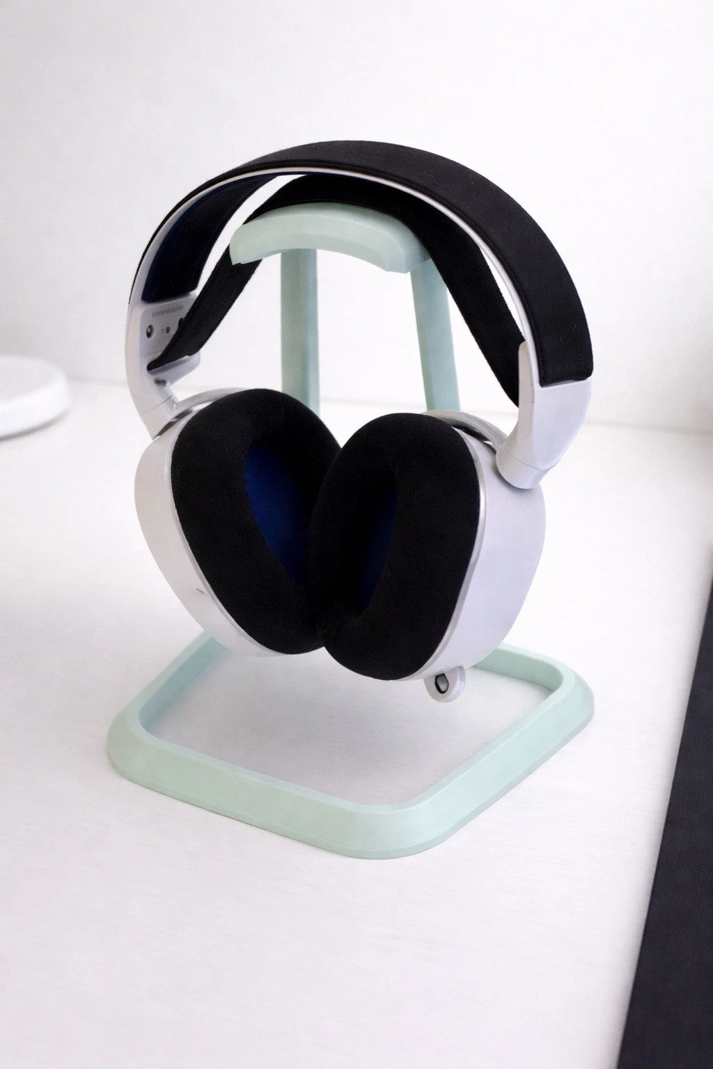 3D Printed Gaming Headset Stand — Desk Organizer for Gamers & Streamers