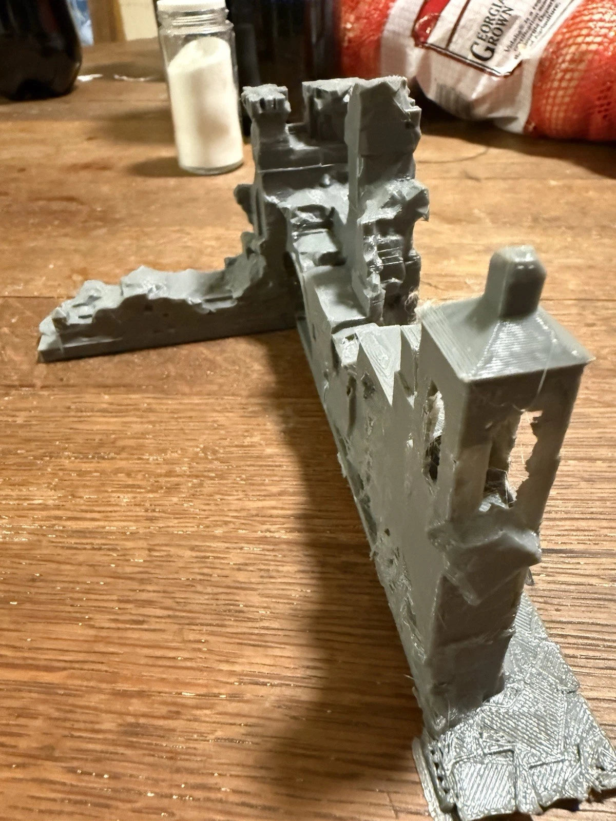 3D Printed Ruined Stone Wall Terrain — 32mm DnD & Wargame Miniature Scenery